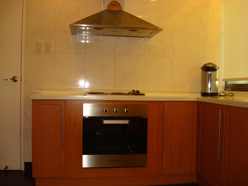 Built-in Oven, Stove and Exhaust Fan